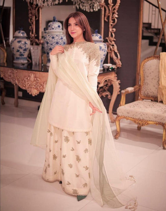 Casper Embroidered 3-piece lawn suit